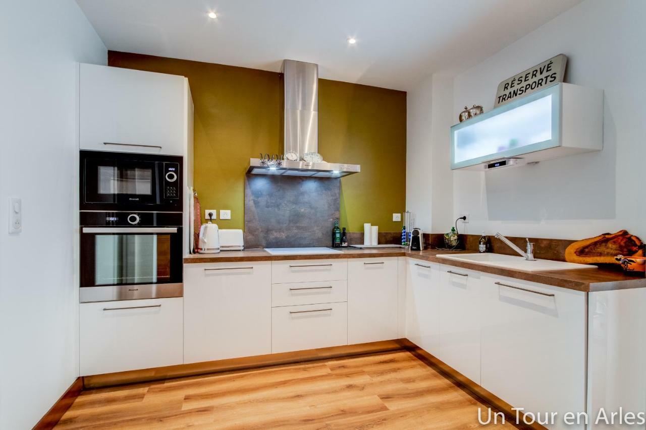 Apartament Un Tour En Arles Zewnętrze zdjęcie