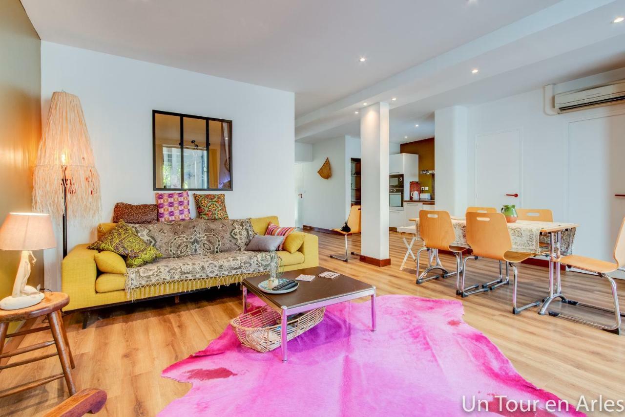 Apartament Un Tour En Arles Zewnętrze zdjęcie